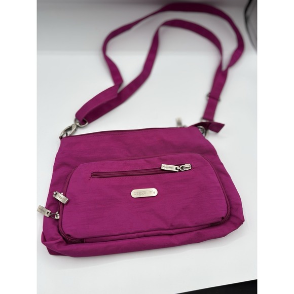 Baggallini Pink Crossbody Nylon Wallet Bag Travel Zip Close Basic Bright - Picture 1 of 8